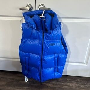 COPY - Men’s Large puffer PURPLE vest